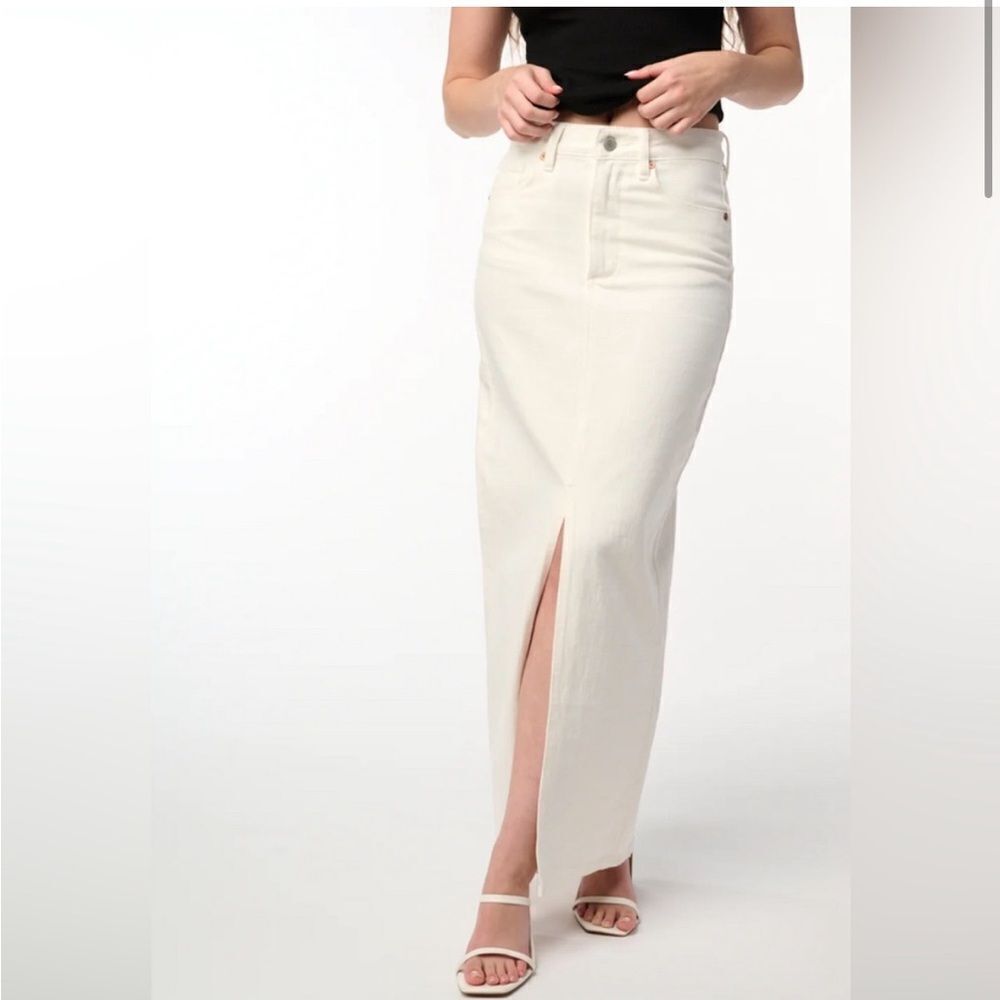 Blank NYC Denim Maxi Slit Skirt Sz 26 Ecru Off White